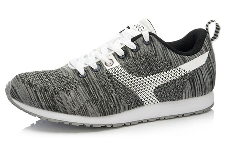 Lookbook 李宁舒适透气跑步鞋“白灰” ALCK139-2