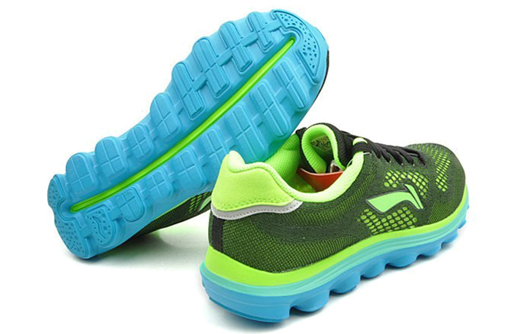 Lookbook Li-Ning Sepatu Lari Nyaman Rendah 'Hitam Hijau' ARHK061-1