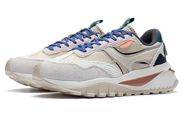 Lookbook Li-Ning Cosmos EVO Low ''Hellbraun Grau'' AGCS163-2