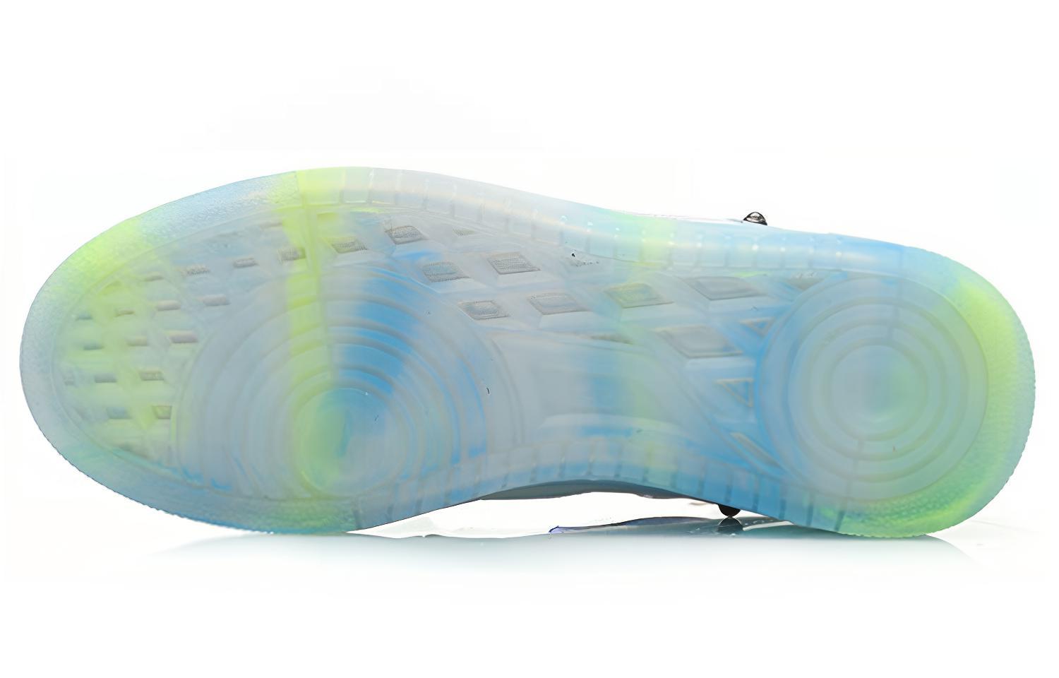 Purchase LiNing李寧 Counterflow 防滑耐磨 低筒 轉向鞋 白灰