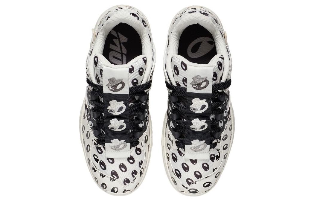 Shop Li-Ning Countflow Yu 2.0 Mars Alien 'Putih Hitam' AGCS307-2