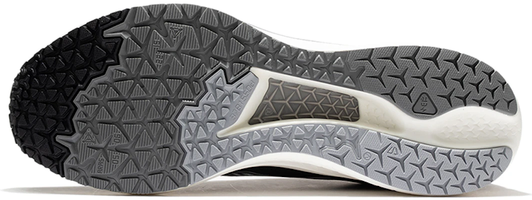Li-Ning Dark Horse 5 'Negro Blanco' ARMT047-3 Purchase Li-Ning Dark Horse 5 'Negro Blanco' ARMT047-3