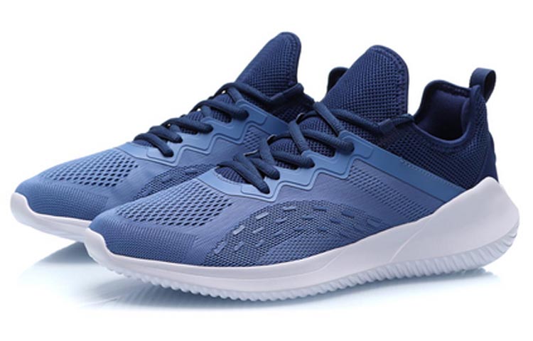 Shop Li-Ning Eazgo 2.0 Sneaker ARHP101-2