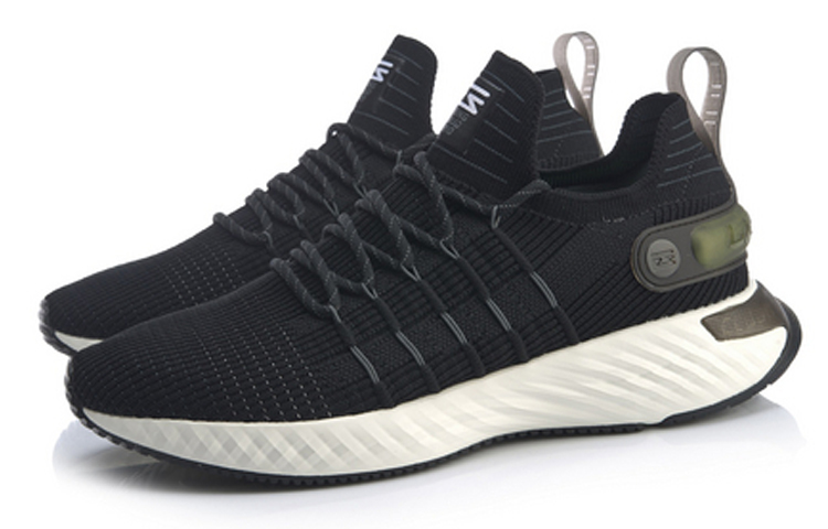 Lookbook Li-Ning Element 'Negro Blanco' ARHQ001-1
