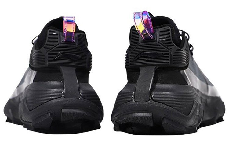 Lookbook Li-Ning Essence 1 'Minggu Fesyen Paris - Hitam Perak' AGBR055-1K