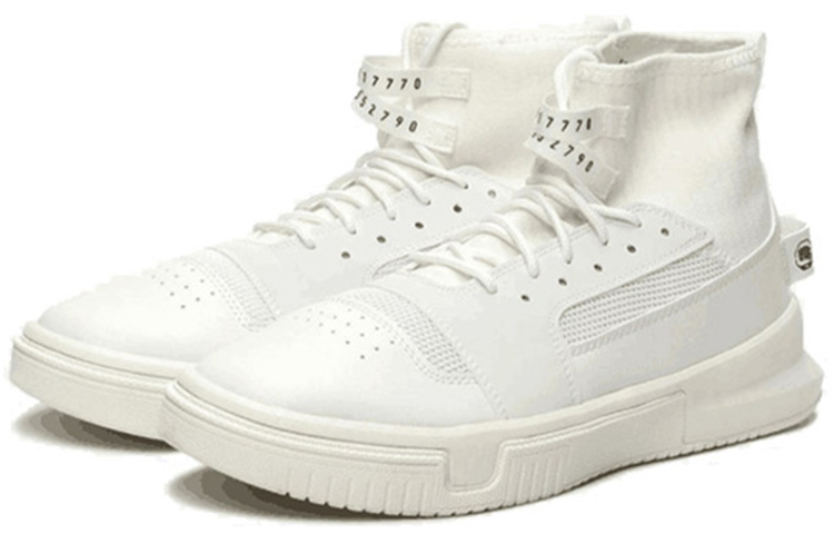 Lookbook Li-Ning Essence 2.0 Sepatu Sneakers AGBN019-2