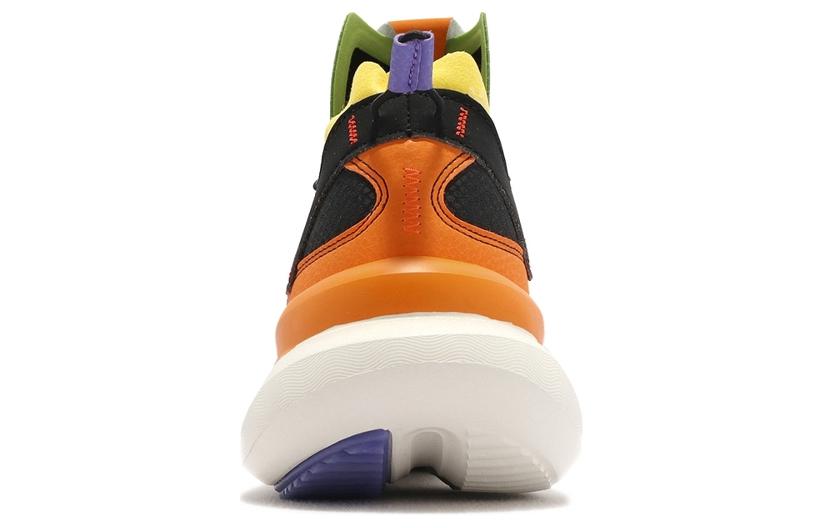 Shop Li-Ning Essence 2.3 Lite 'Hitam Tropika Jingga' AGBR051-4