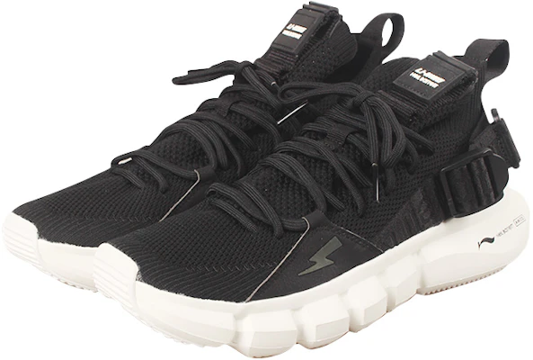 Li-Ning Essence 2.3 x Neil Barrett 'Hitam Putih' AGBQ121-4 Lookbook Li-Ning Essence 2.3 x Neil Barrett 'Hitam Putih' AGBQ121-4