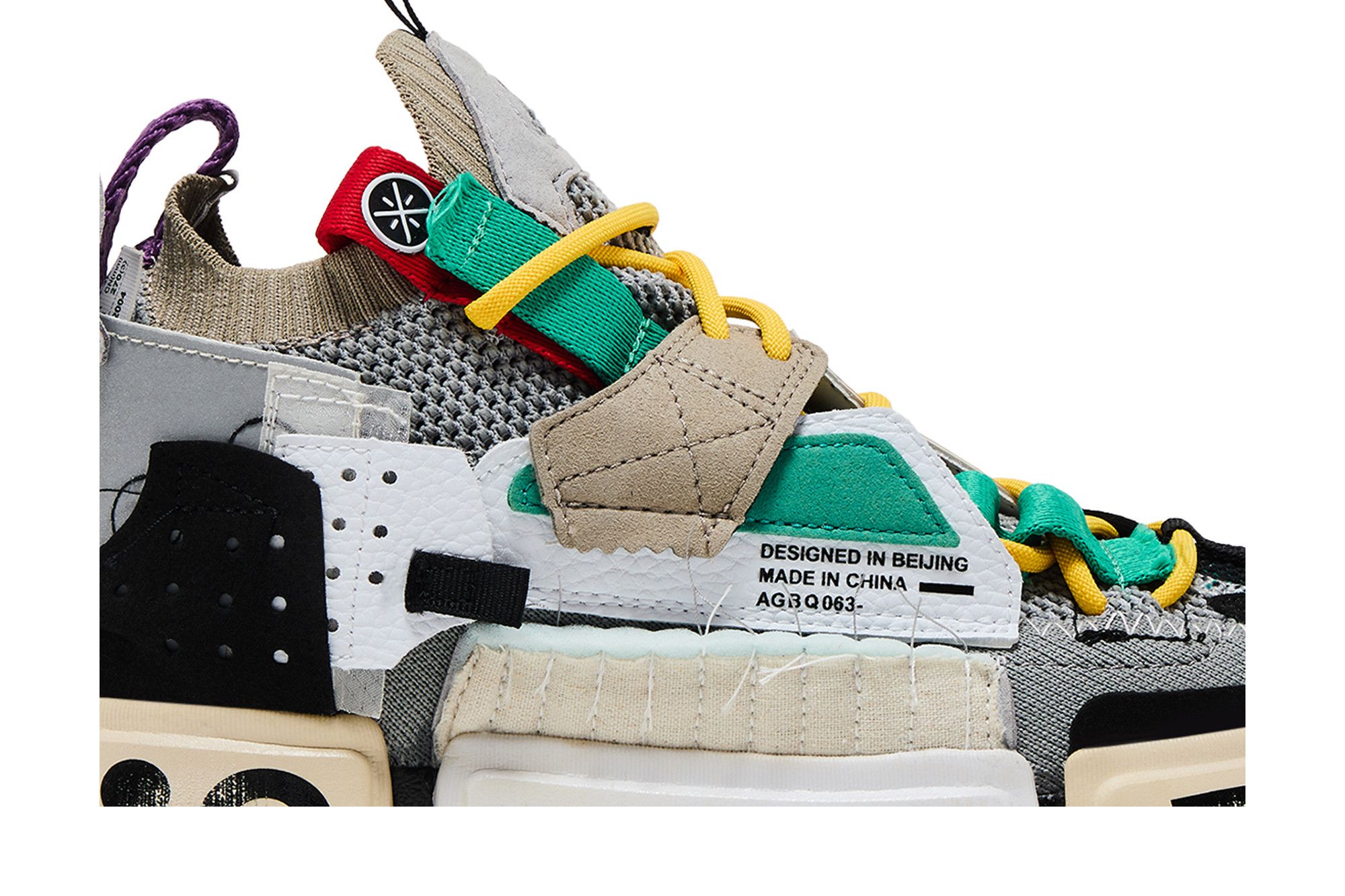 Lookbook Li-Ning Essence 2 SFS 'Kelabu Multi' AGBQ063-3