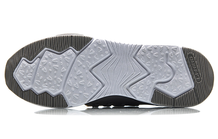 Purchase Li-Ning Essence Ace Low 'Beige Khaki' Sepatu Pria AGLN083-3