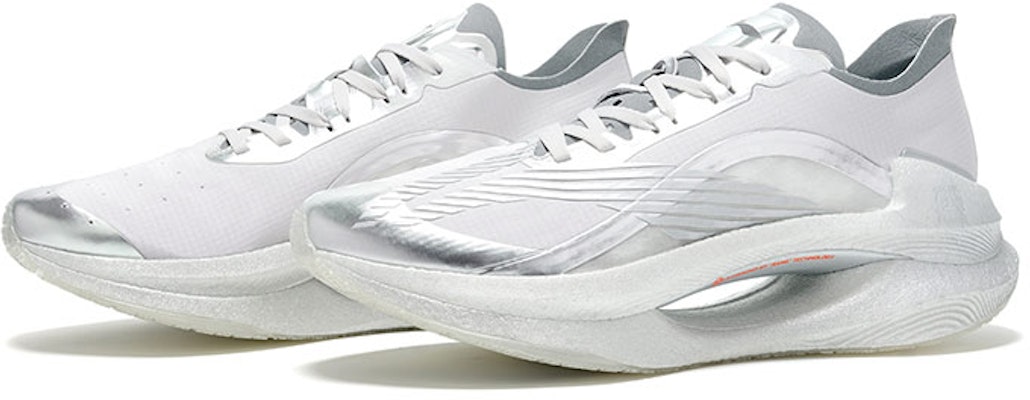 Li-Ning Essential (Asas) ARHQ245-4 Lookbook Li-Ning Essential (Asas) ARHQ245-4