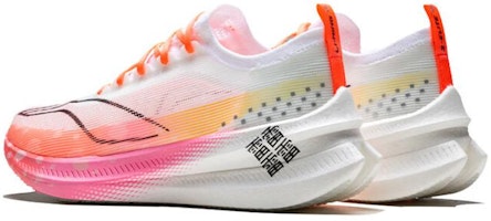 LiNing李寧 飛電3.0 ELITE 舒適百搭 低筒 跑步鞋 男女同款 白粉 Lookbook LiNing李寧 飛電3.0 ELITE 舒適百搭 低筒 跑步鞋 男女同款 白粉