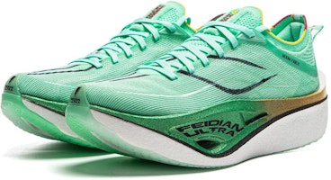 LiNing李寧 飛電4 ULTRA 舒適簡約減震防滑 低筒跑步鞋 男女同款 綠白 Lookbook LiNing李寧 飛電4 ULTRA 舒適簡約減震防滑 低筒跑步鞋 男女同款 綠白