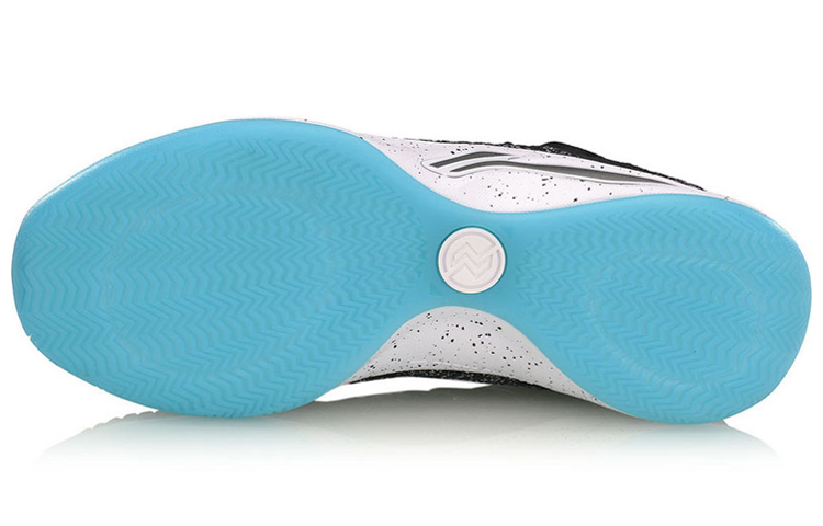 Purchase Li-Ning Flash Attack 5 'PlayOff Hitam Putih' ABAP011-1