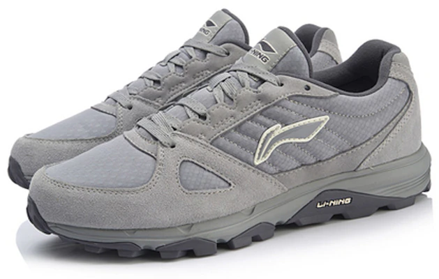 Li-Ning GUNDAM Rendah 'Kelabu Beku Liar' ARDN027-1 Lookbook Li-Ning GUNDAM Rendah 'Kelabu Beku Liar' ARDN027-1