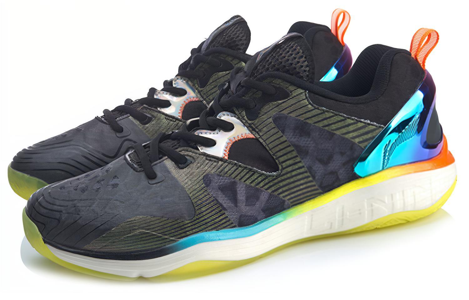 Lookbook Li-Ning Gyrfalcon 'Hitam Standard' AYAQ003-3