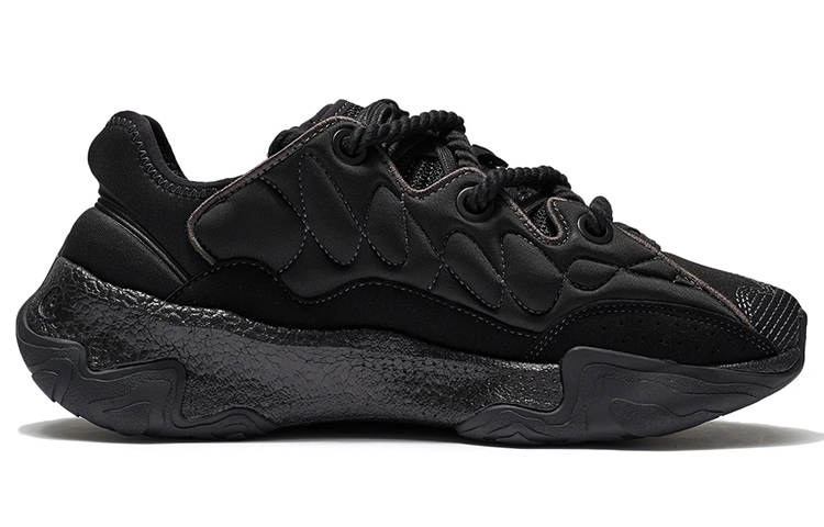 Order Li-Ning Kung Fu 22 x Jackie Chan ''Triple Black'' en Noir Intégral. AGLS075-4
