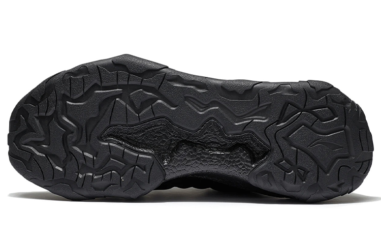 Purchase Li-Ning Kung Fu 22 x Jackie Chan ''Triple Black'' en Noir Intégral. AGLS075-4