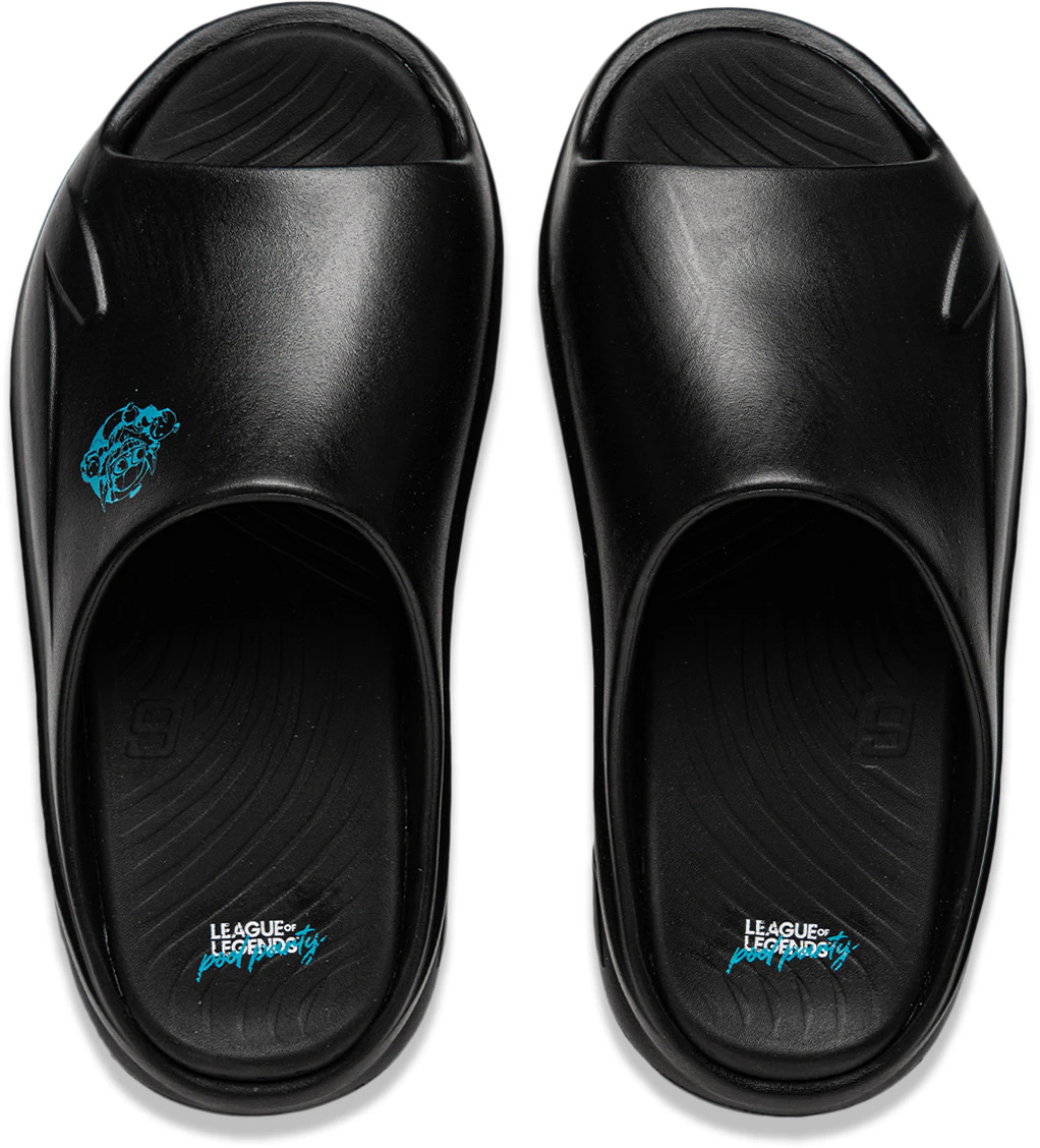 li-ning-league-of-legends-x-slides-pool-party-black-agau-027-4