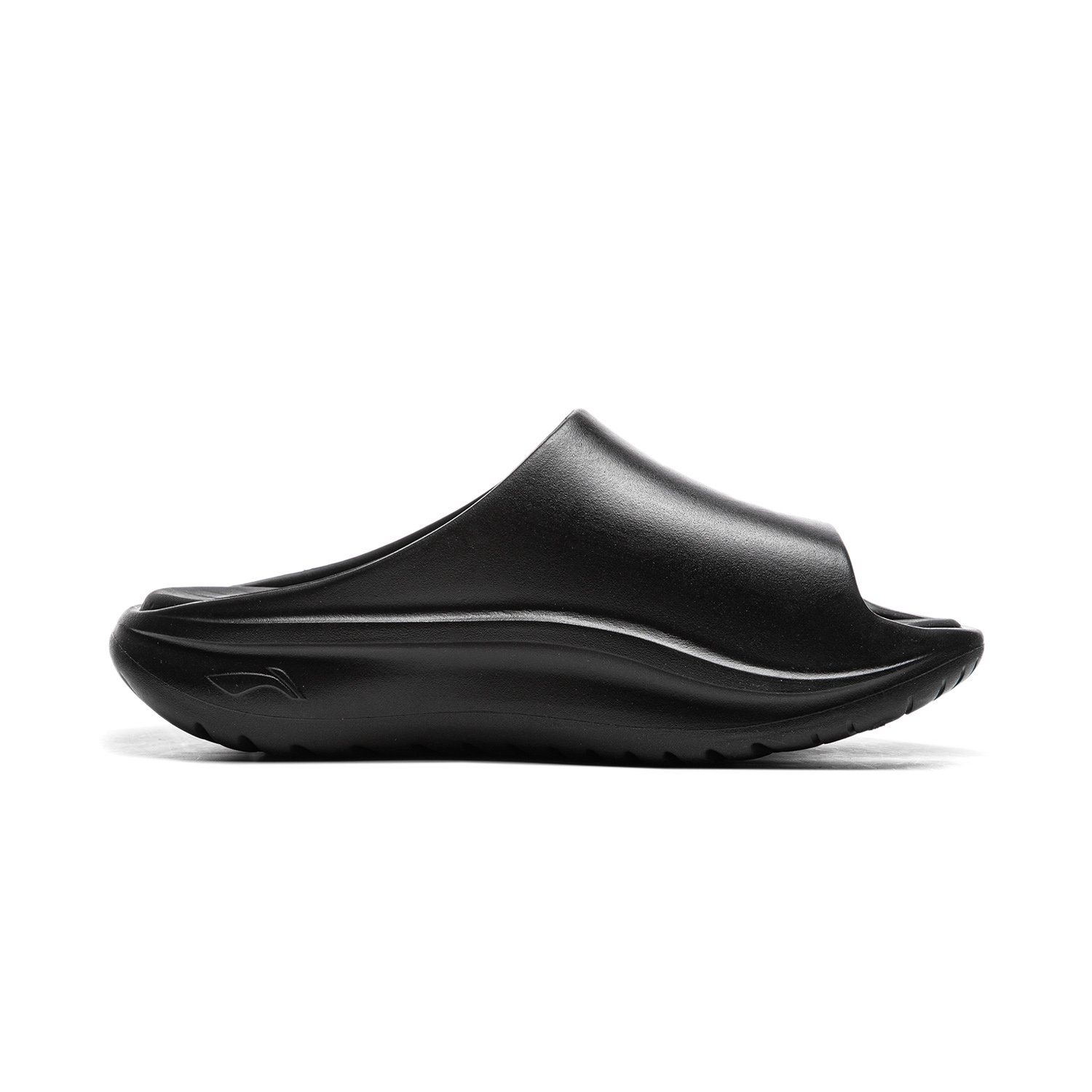 Lookbook 英雄聯盟/LEAGUE OF LEGENDS x LiNing李寧 聯名款 游泳池派對系列 厚底百搭戶外時尚 防摩耐用增高 防滑一字拖鞋 男女同款 黑色