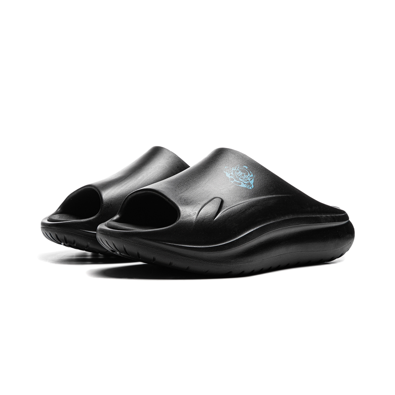 Shop 英雄聯盟/LEAGUE OF LEGENDS x LiNing李寧 聯名款 游泳池派對系列 厚底百搭戶外時尚 防摩耐用增高 防滑一字拖鞋 男女同款 黑色