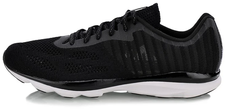 li-ning-lightweight-running-black-arbn-047-1
