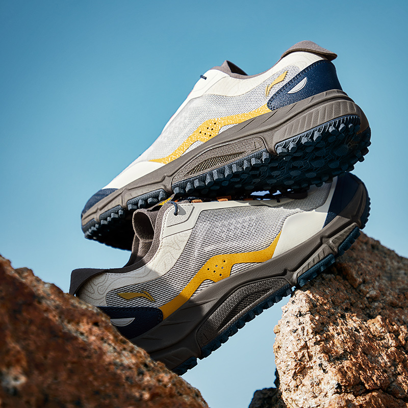 Purchase Li-Ning Lite V3 'Gris-Negro' AHTU001-4