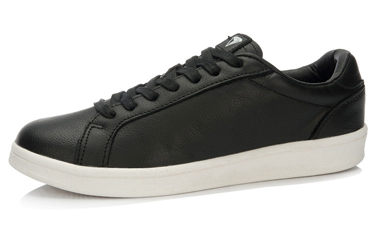 Lookbook Li-Ning LNG Cuir ''Noir Blanc'' ALAK117-2