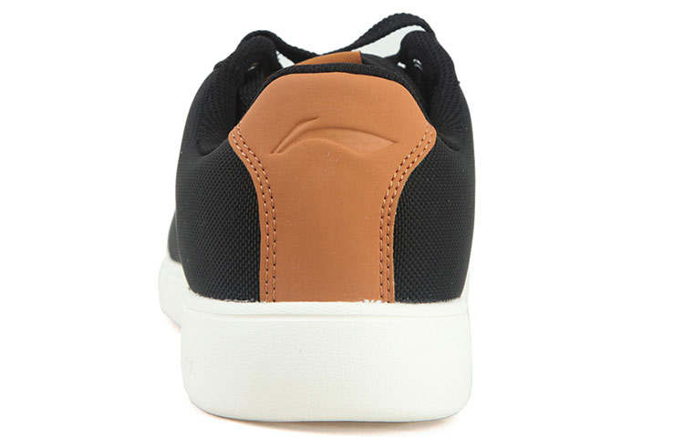 Lookbook 李宁低帮休闲滑板鞋‘黑色’ ALCH107-2