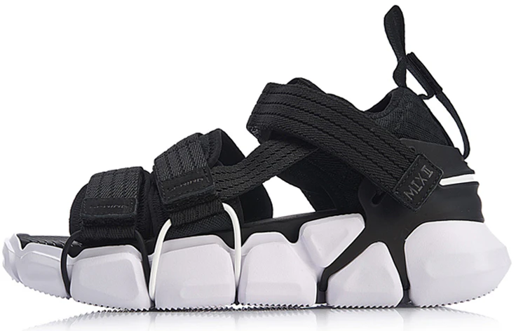 li-ning-mix-2-platform-paris-fashion-week-black-white-agln-225-1