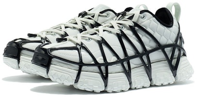 Li-Ning Mix Ace 'Putih Salju Hitam' ARYR013-5 Lookbook Li-Ning Mix Ace 'Putih Salju Hitam' ARYR013-5