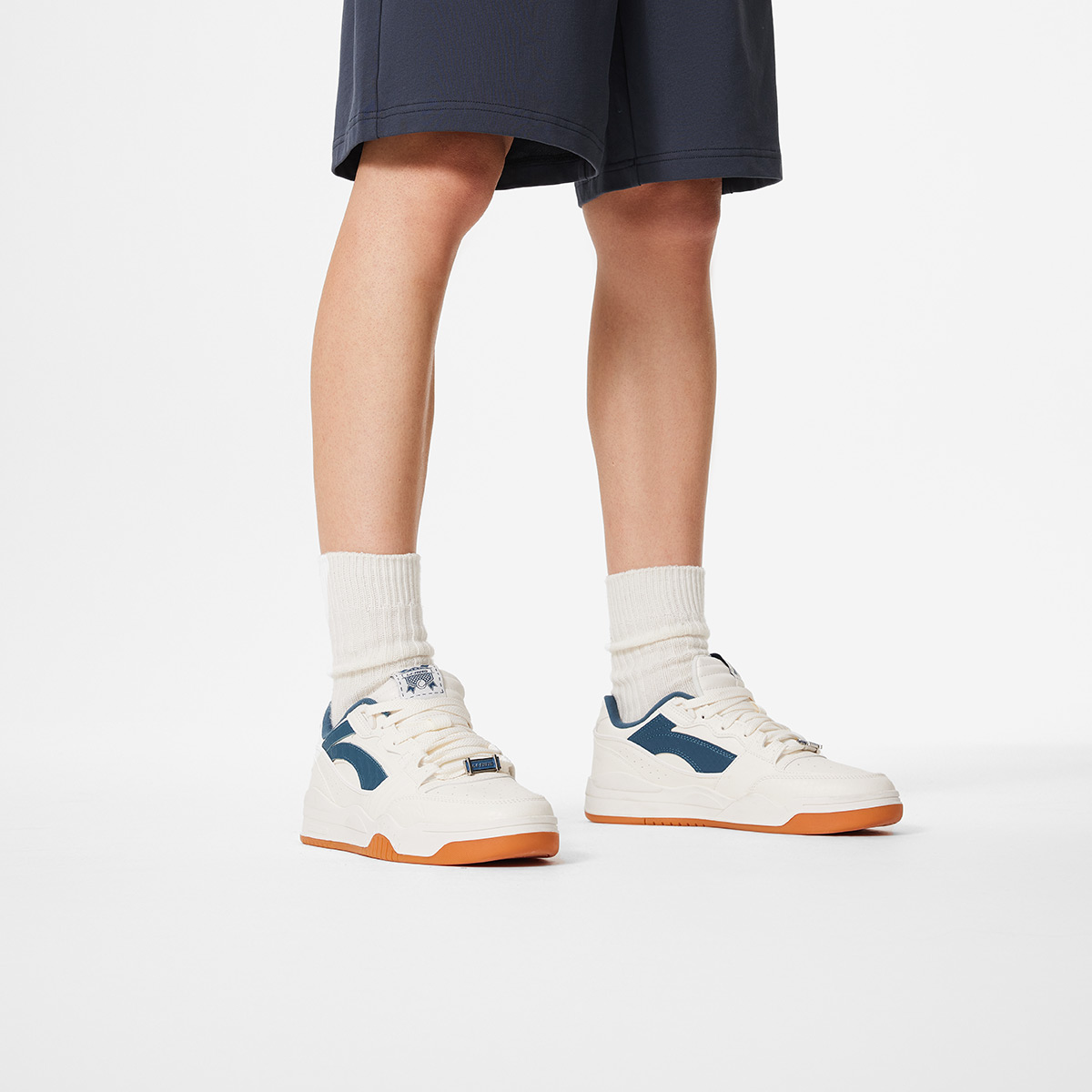 Sizing Li-Ning Moon White Dream Catching 'Putih Biru' AGCS251-9