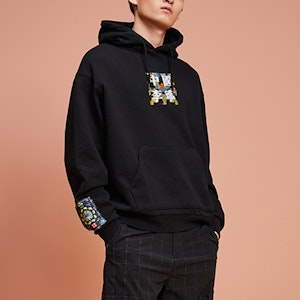 Li-Ning Paris Fashion Week Lotus Hoodie Hitam AWDQ625-1 Shop Li-Ning Paris Fashion Week Lotus Hoodie Hitam AWDQ625-1