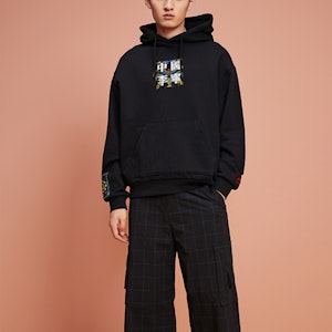 Li-Ning Paris Fashion Week Lotus Hoodie Hitam AWDQ625-1 Purchase Li-Ning Paris Fashion Week Lotus Hoodie Hitam AWDQ625-1