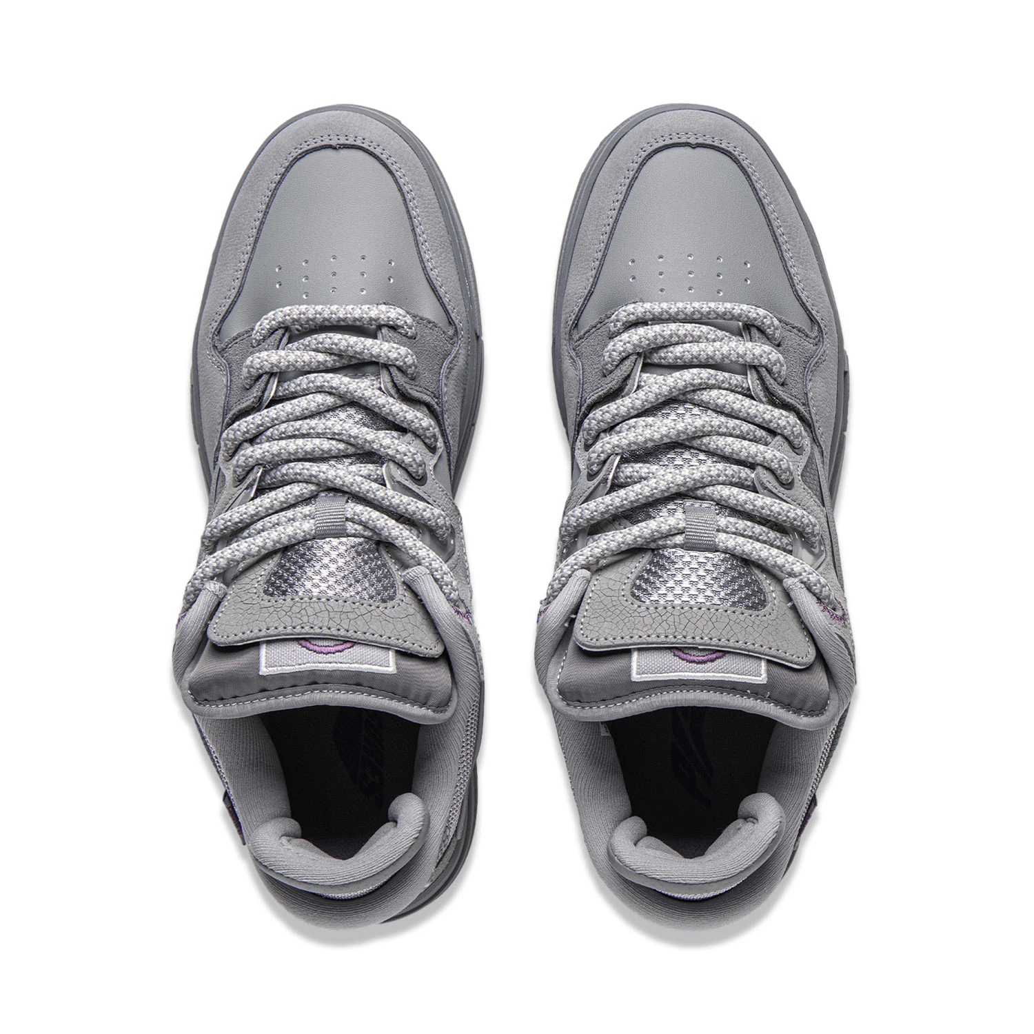 Shop Li-Ning PLEASURES x Essence 'Kelabu' AECT065-2