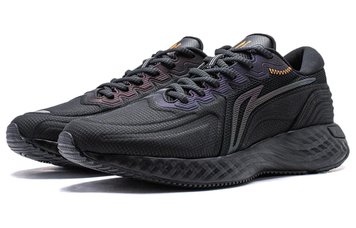 Lookbook Li-Ning Protective Cloud 'Hitam' ARST057-1