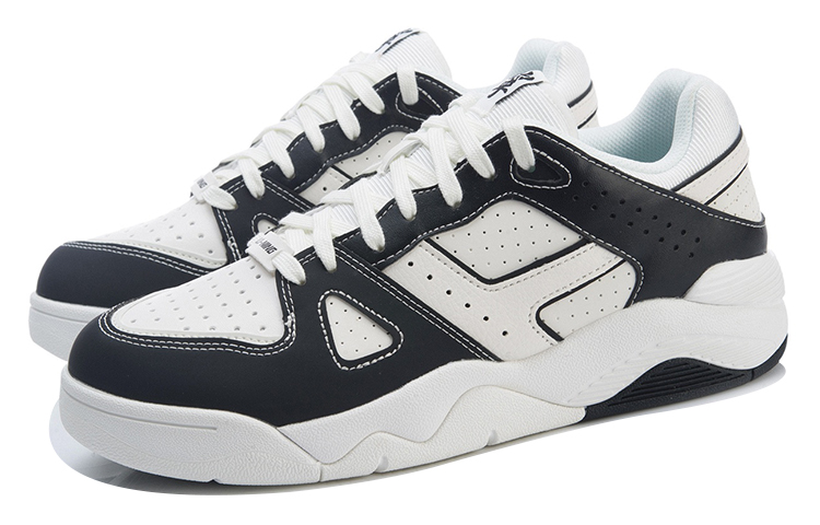 Lookbook Li-Ning Retro 90s Low 'Hitam Putih Reflektif' AGBR019-2
