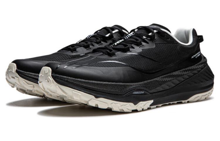 Lookbook Sepatu Lari Li-Ning Rendah 'Hitam' ARNU003-4