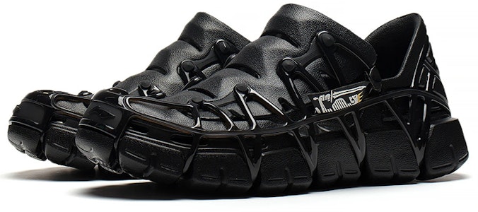 Li-Ning Sandal 'Hitam Reflektif' AZSS011-1 Lookbook Li-Ning Sandal 'Hitam Reflektif' AZSS011-1