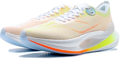 LiNing李寧 絕影2.0 重要 舒適百搭 減震防滑輕便 低筒 跑步鞋 男款 白綠 Lookbook LiNing李寧 絕影2.0 重要 舒適百搭 減震防滑輕便 低筒 跑步鞋 男款 白綠