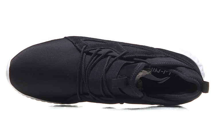Lookbook Li-Ning Shadow Runner 'Hitam Putih' AGLM109-1