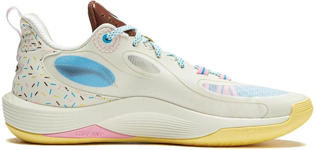 李宁 闪凌 減震防滑耐磨透氣 低幫 籃球鞋 男款 米白棕 Order 李宁 闪凌 減震防滑耐磨透氣 低幫 籃球鞋 男款 米白棕