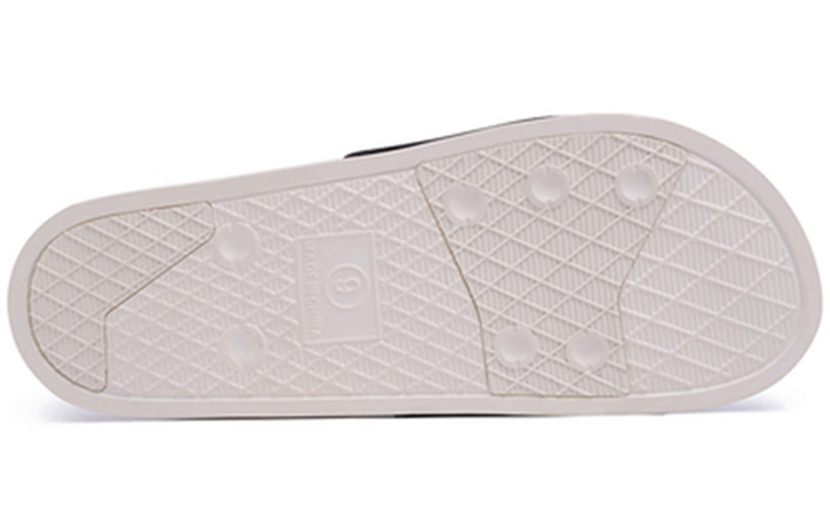 Purchase Li-Ning Hausschuhe X Disney. AGAQ003-6