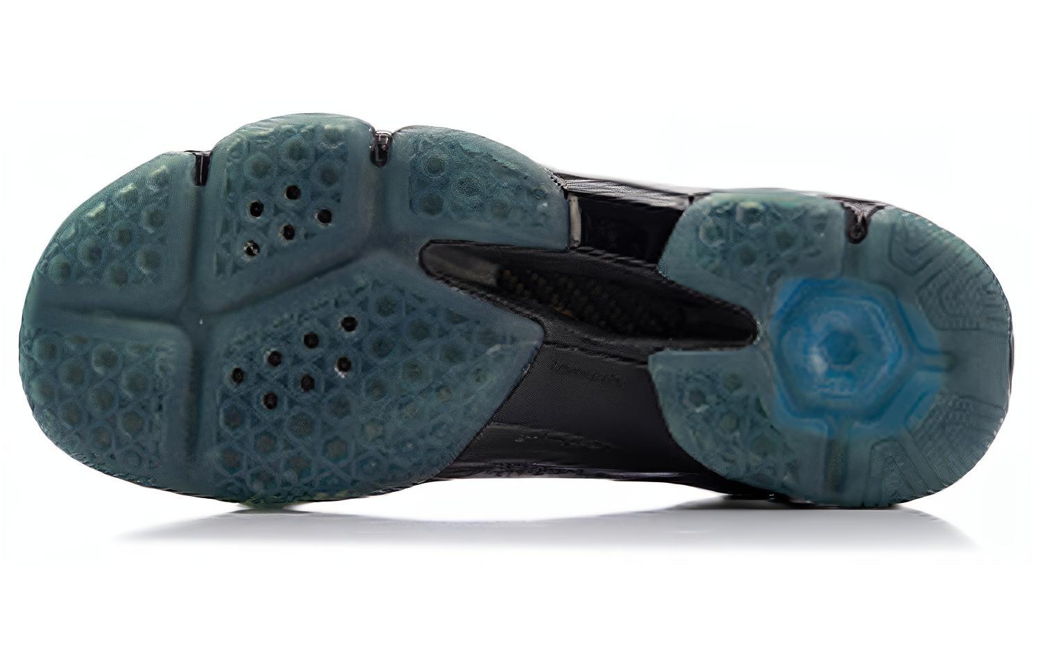 Purchase Li-Ning Sound 'Hitam' AYZN009-6