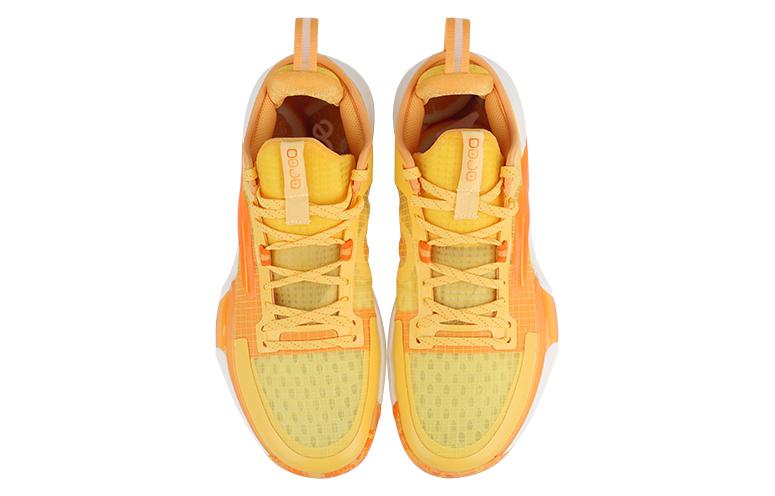 Lookbook 李宁 闪击9 PRM 防滑耐磨 低帮籃球鞋 男款 黃白