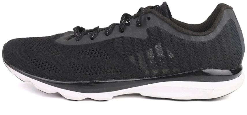 Li-Ning Super Light 13 ''Zwart'' ARBM145-1 Buy Li-Ning Super Light 13 ''Zwart'' ARBM145-1
