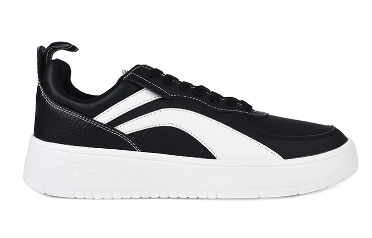 Order Li-Ning Superwave Lite 'Hitam Putih' AGCN121-2