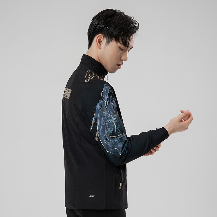 Sizing Chaqueta Negra Reflectante Li-Ning Serie Tenis de Mesa Letra Impresa AYYR437-2