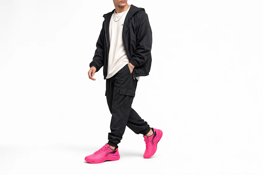 Li-Ning Thunder ''Baie Fluorescente'' AYAS018-1 Order Li-Ning Thunder ''Baie Fluorescente'' AYAS018-1