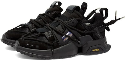 Li-Ning Titan x 2019 Minggu Fesyen New York 'Triple Black' AGLP075-7 Lookbook Li-Ning Titan x 2019 Minggu Fesyen New York 'Triple Black' AGLP075-7